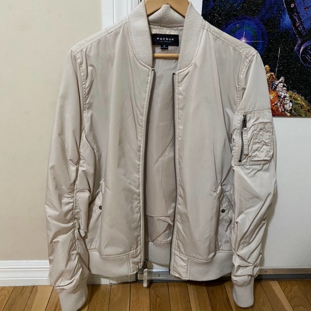 Pacsun bomber jacket size medium